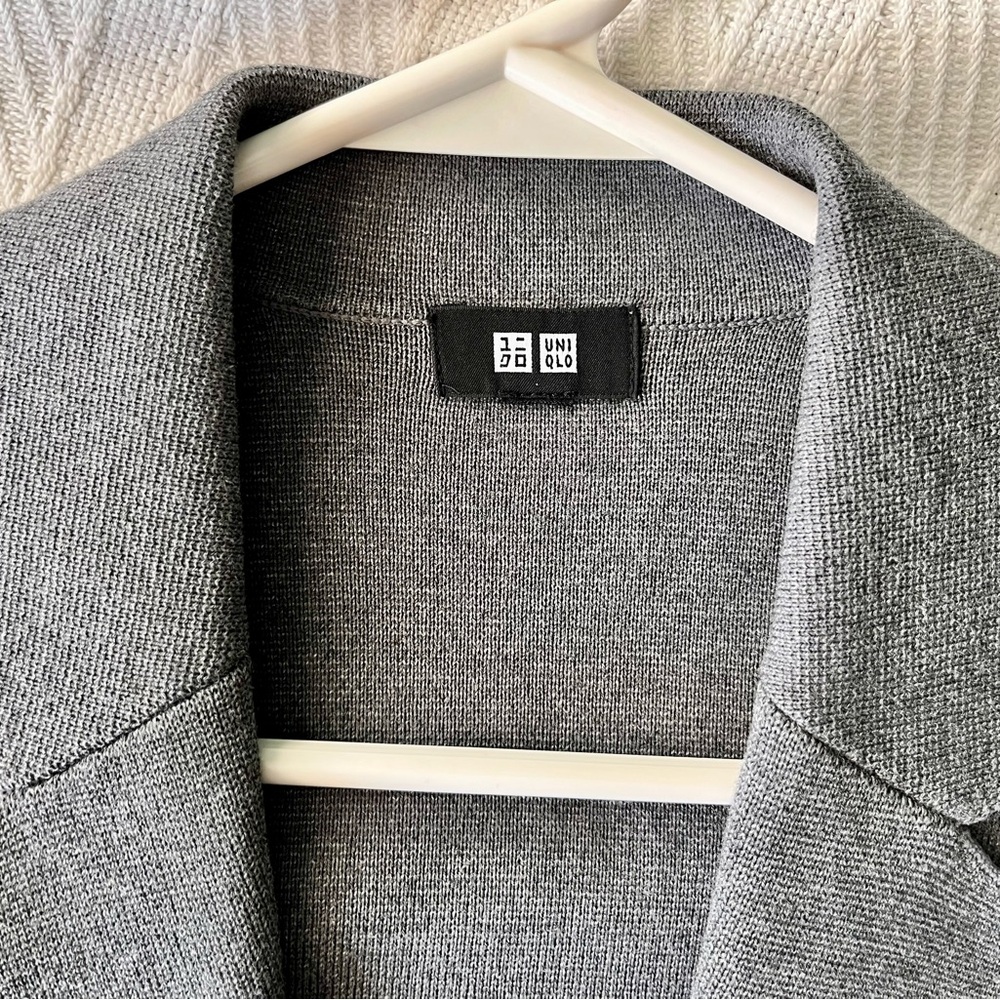 Uniqlo Gray Knit Sport Coat - Two-Button Casual Blazer - Picture 2 of 6